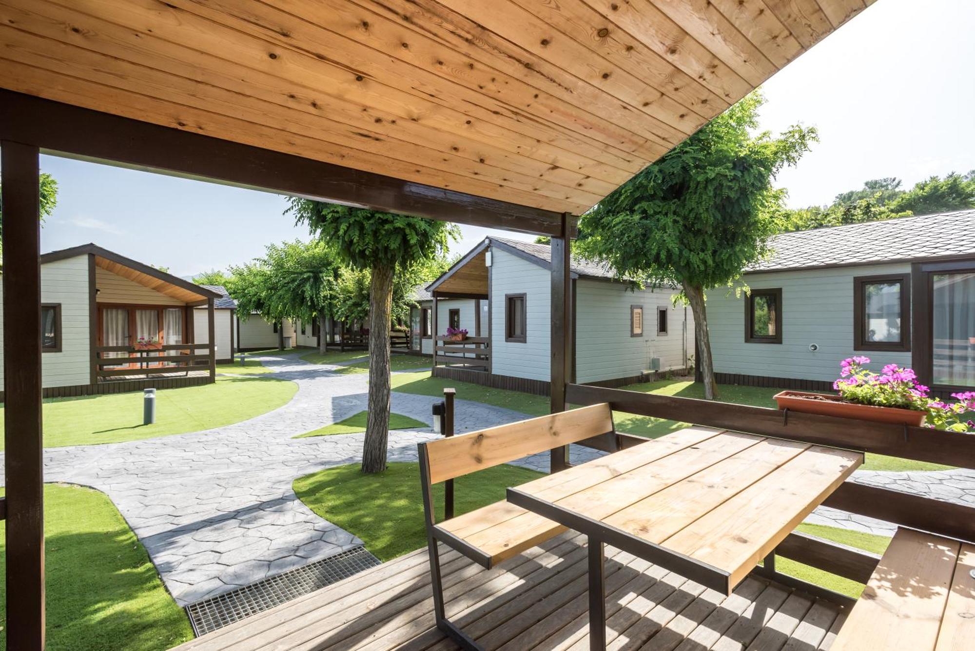 Bungalows Stel-Puigcerdà Exterior foto